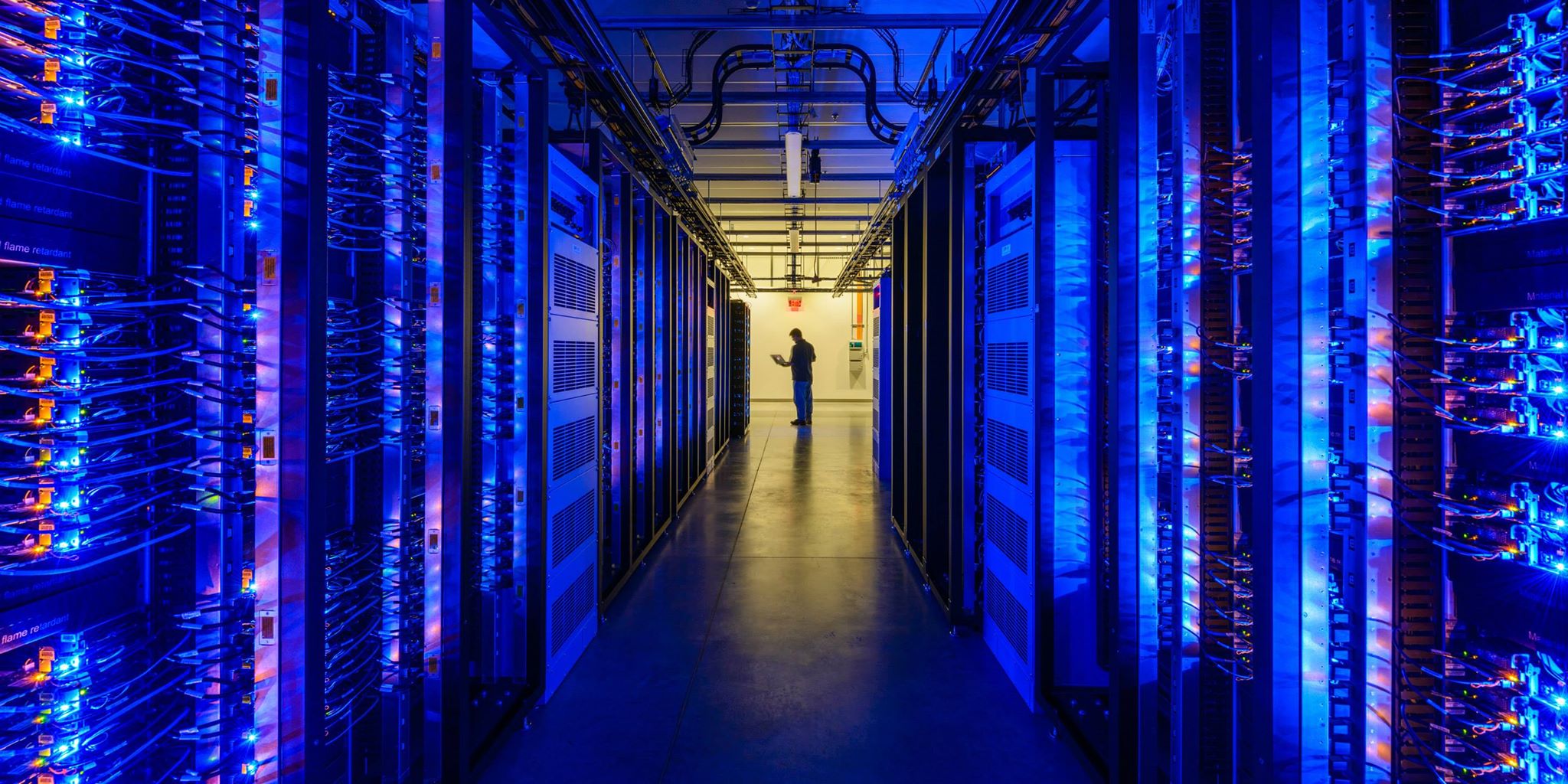 Microsoft, Facebook e Amazon puxam alta de 16% nos investimentos em data centers